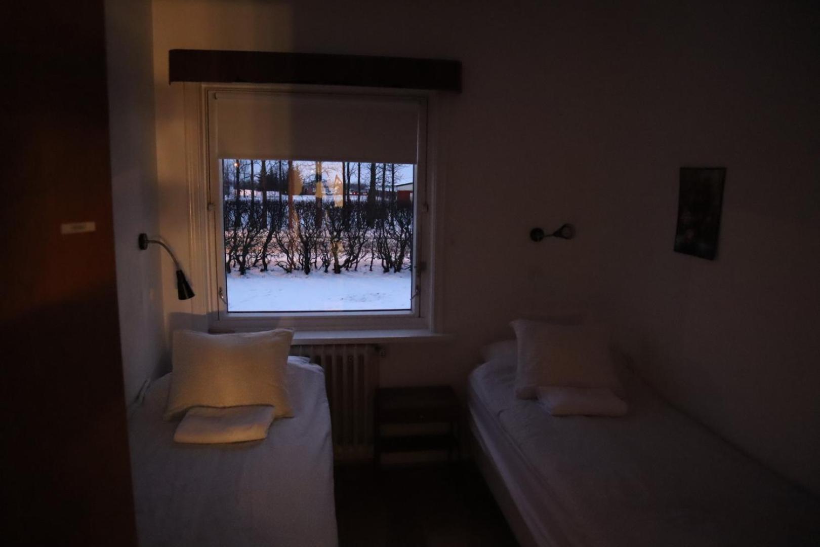 Spoi Guesthouse Хвольсвёдлюр Экстерьер фото